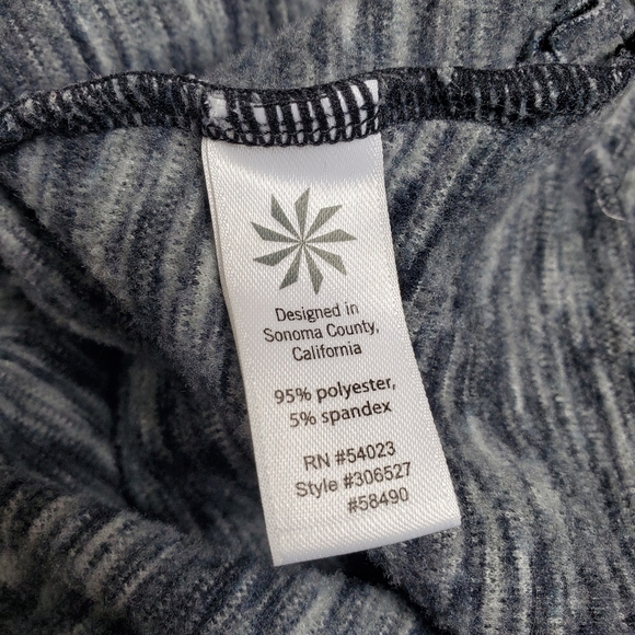 Athleta Space Dye Black Turtleneck Sweatshirt - Picture 11 of 12